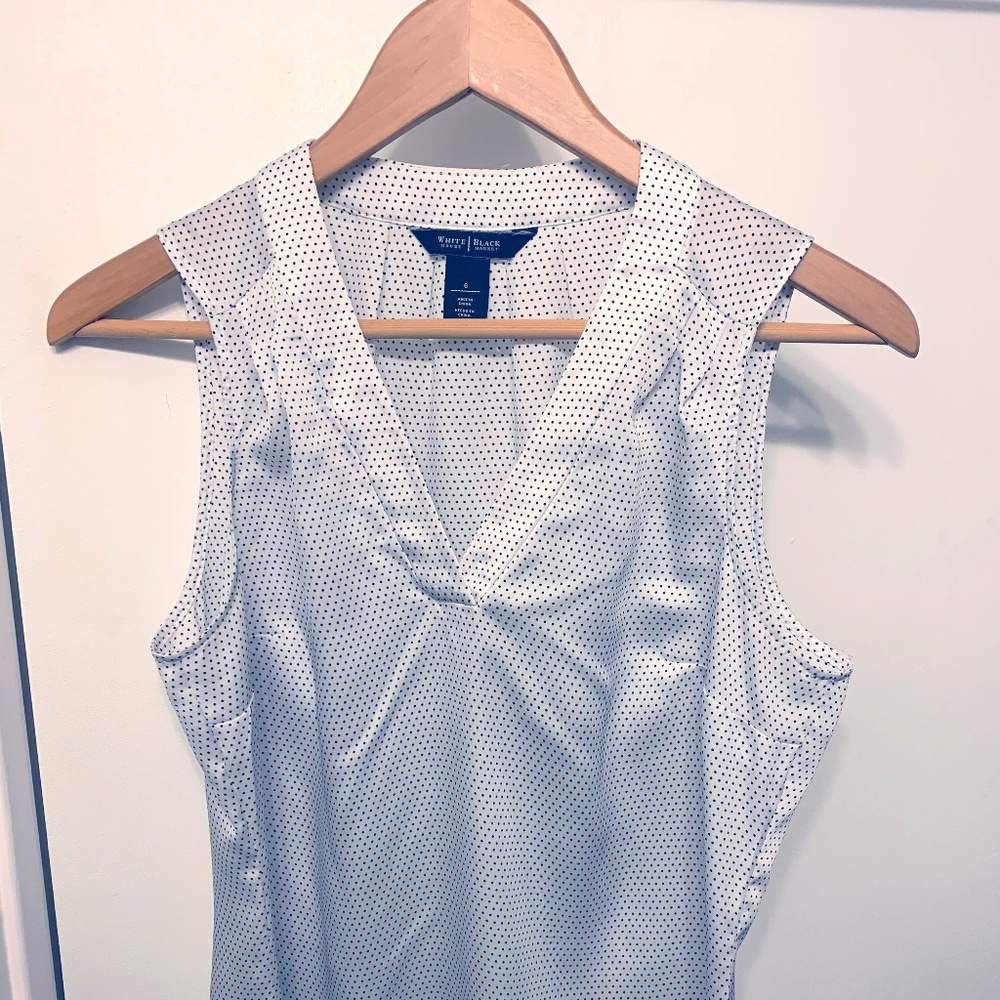 White House Black Market Top Polka Dot EUC